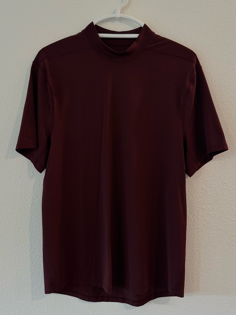 Men's Lululemon Mock Neck Shirt - Burgundy